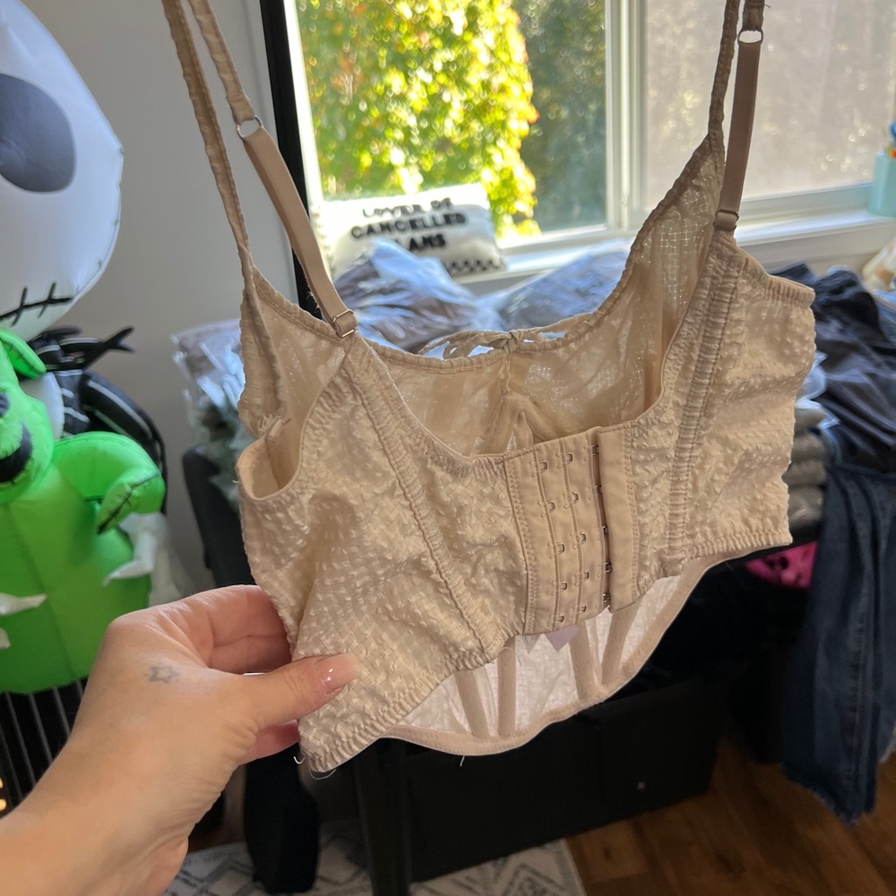 Urban Outfitters Cream Textured Top - Picture 3 of 6